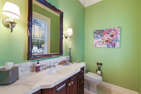 House in Bradenton, Florida 4 bedrooms, 328.6 sq.m. № 2424036 - photo 11