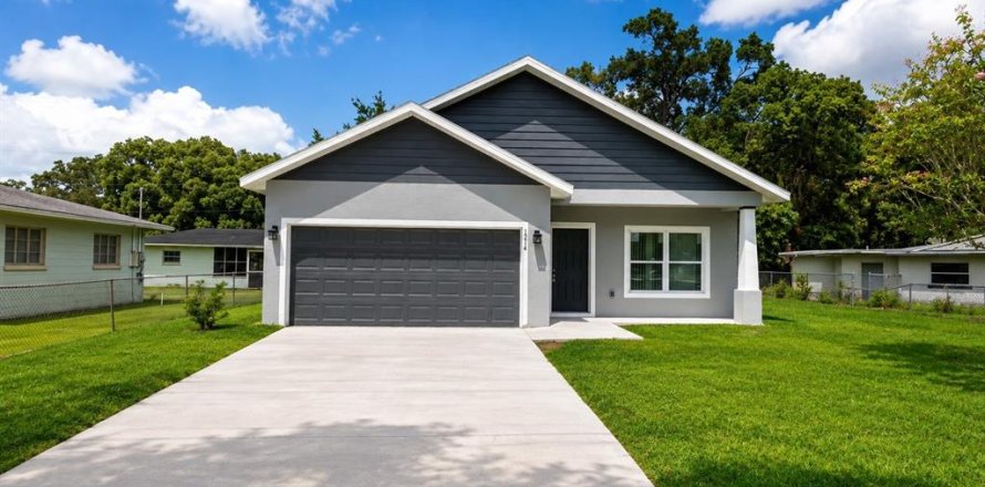 Villa ou maison à Sanford, Floride 3 chambres, 155.8 m2 № 2360681