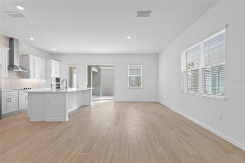 Villa ou maison à vendre à Winter Garden, Floride: 3 chambres, 170.57 m2 № 2413774 - photo 7