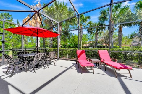 House in Davenport, Florida 5 bedrooms, 196.4 sq.m. № 2118302 - photo 5