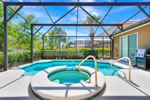 House in Davenport, Florida 5 bedrooms, 196.4 sq.m. № 2118302 - photo 3