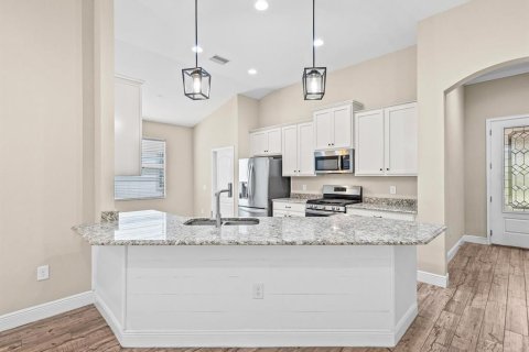 Casa en venta en Land O' Lakes, Florida, 4 dormitorios, 184.04 m2 № 2383466 - foto 9