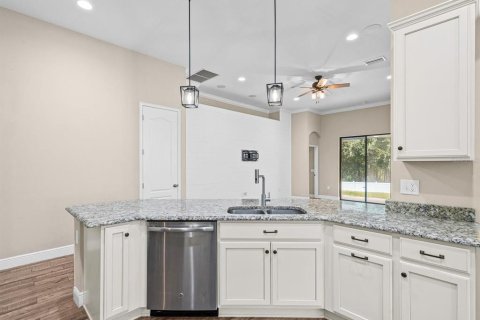 Casa en venta en Land O' Lakes, Florida, 4 dormitorios, 184.04 m2 № 2383466 - foto 6
