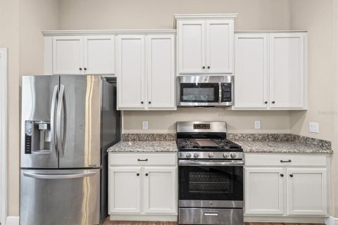 Casa en venta en Land O' Lakes, Florida, 4 dormitorios, 184.04 m2 № 2383466 - foto 10