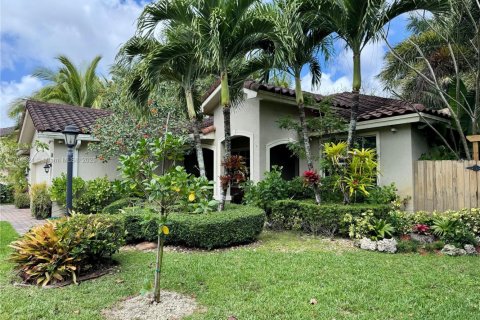 House in Homestead, Florida 4 bedrooms, 181.07 sq.m. № 1487840 - photo 3