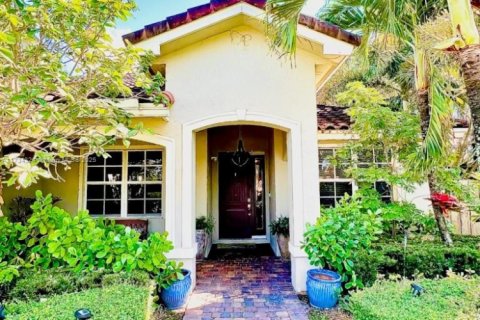 House in Homestead, Florida 4 bedrooms, 181.07 sq.m. № 1487840 - photo 2