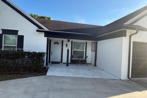 Casa en venta en Miramar, Florida, 3 dormitorios, 127.28 m2 № 2034207 - foto 3