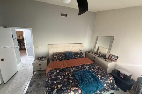 Casa en venta en Miramar, Florida, 3 dormitorios, 127.28 m2 № 2034207 - foto 11