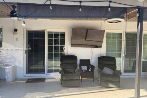 Casa en venta en Miramar, Florida, 3 dormitorios, 127.28 m2 № 2034207 - foto 23