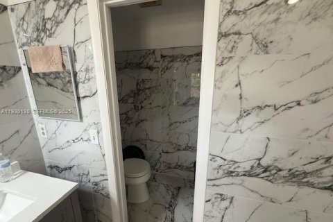 Casa en venta en Miramar, Florida, 3 dormitorios, 127.28 m2 № 2034207 - foto 15