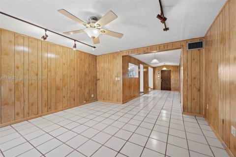Villa ou maison à vendre à West Park, Floride: 3 chambres, 137.77 m2 № 2384876 - photo 7