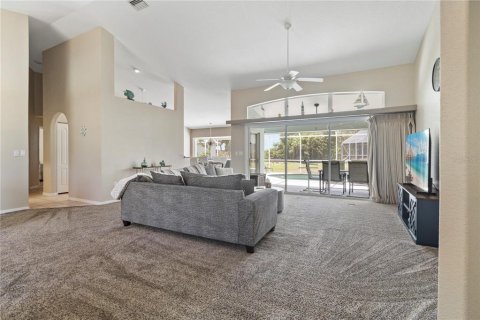 House in Rotonda, Florida 3 bedrooms, 185.25 sq.m. № 2209666 - photo 7