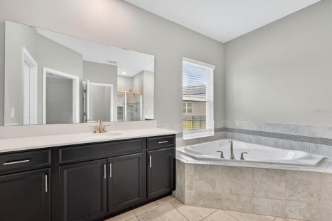 Casa en venta en Davenport, Florida, 5 dormitorios, 356.37 m2 № 1878053 - foto 20