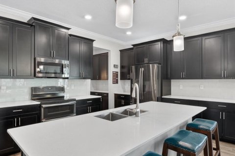 Casa en venta en Davenport, Florida, 5 dormitorios, 356.37 m2 № 1878053 - foto 13