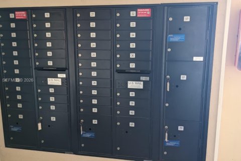 Купить кондоминиум в Санрайз, Флорида 2 спальни, 78.97м2, № 2025830 - фото 14