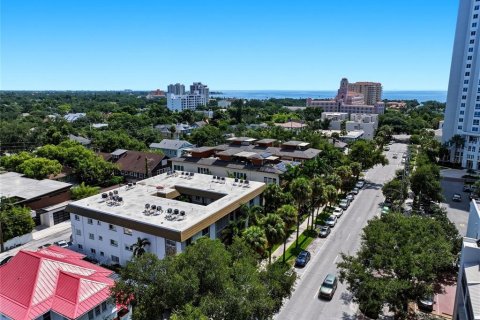 Condo in Saint Petersburg, Florida, 1 bedroom  № 2236170 - photo 21