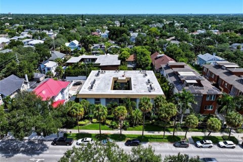 Condo in Saint Petersburg, Florida, 1 bedroom  № 2236170 - photo 23