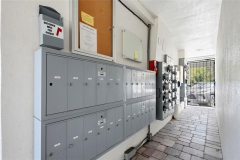 Condo in Saint Petersburg, Florida, 1 bedroom  № 2236170 - photo 20