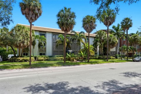 Condo in Saint Petersburg, Florida, 1 bedroom  № 2236170 - photo 26