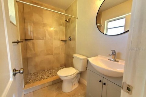 Villa ou maison à louer à Port Charlotte, Floride: 2 chambres, 121.42 m2 № 2113870 - photo 16