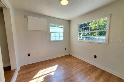 Villa ou maison à louer à Port Charlotte, Floride: 2 chambres, 121.42 m2 № 2113870 - photo 10