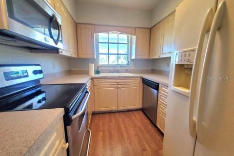 Villa ou maison à louer à Port Charlotte, Floride: 2 chambres, 121.42 m2 № 2113870 - photo 5