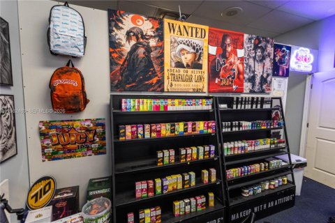 Commercial property in Tamarac, Florida № 2049215 - photo 11