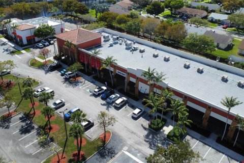 Commercial property in Tamarac, Florida № 2049215 - photo 20