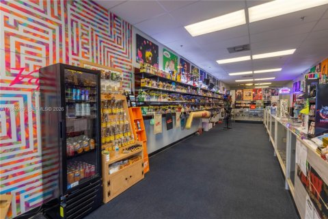 Commercial property in Tamarac, Florida № 2049215 - photo 15