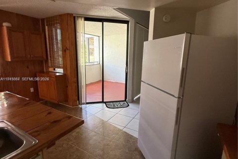 Copropriété à louer à Miami, Floride: 2 chambres, 107.4 m2 № 2002156 - photo 5