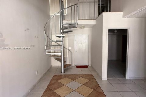 Copropriété à louer à Miami, Floride: 2 chambres, 107.4 m2 № 2002156 - photo 10