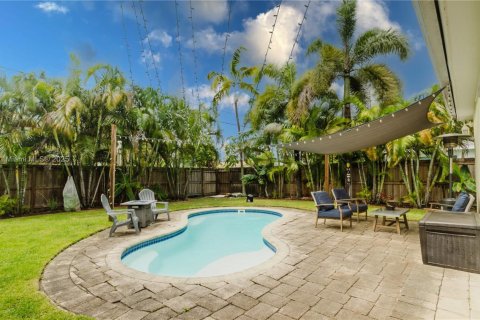 Купить виллу или дом в Холливуд, Флорида 2 спальни, 102.01м2, № 1964023 - фото 17