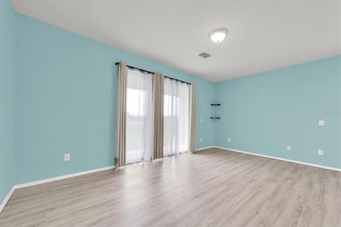 Townhouse in Tampa, Florida 3 bedrooms, 174.66 sq.m. № 2215342 - photo 10