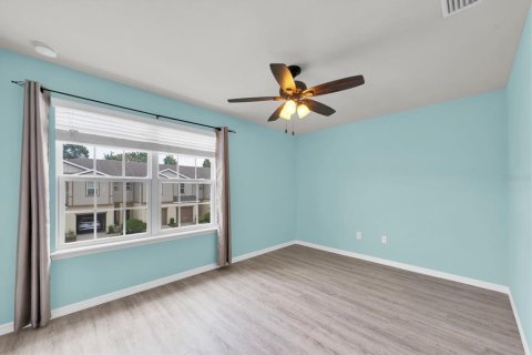 Townhouse in Tampa, Florida 3 bedrooms, 174.66 sq.m. № 2215342 - photo 22