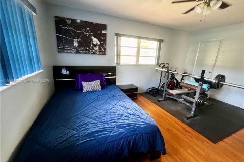 Condo in Hollywood, Florida, 1 bedroom № 2081926 - photo 6