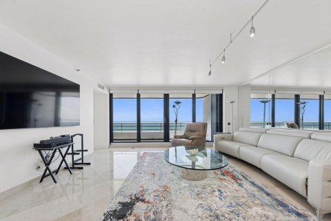 Condo in Boca Raton, Florida, 2 bedrooms № 2261405 - photo 4