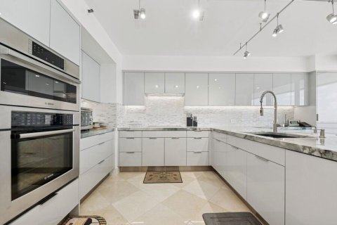 Condo in Boca Raton, Florida, 2 bedrooms № 2261405 - photo 7