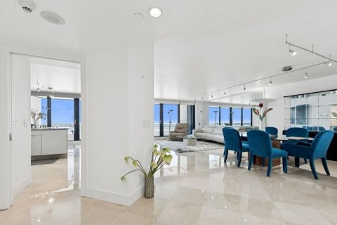 Condo in Boca Raton, Florida, 2 bedrooms № 2261405 - photo 2