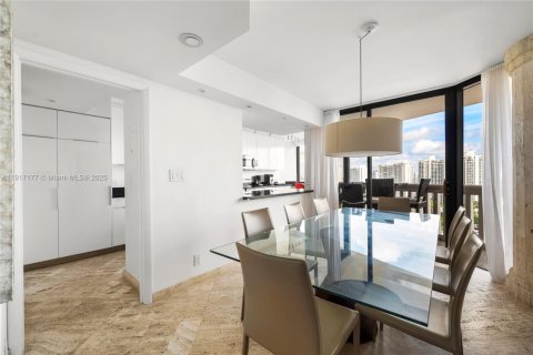 Copropriété à louer à Aventura, Floride: 3 chambres, 141.21 m2 № 1972281 - photo 8