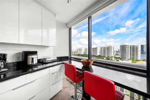 Copropriété à louer à Aventura, Floride: 3 chambres, 141.21 m2 № 1972281 - photo 12