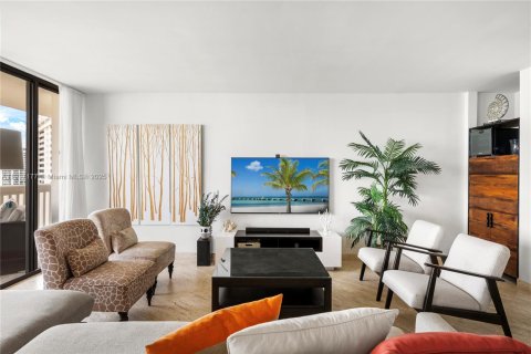 Copropriété à louer à Aventura, Floride: 3 chambres, 141.21 m2 № 1972281 - photo 6