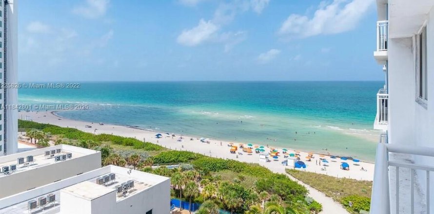 Condo à Miami Beach, Floride, 1 chambre № 1944604