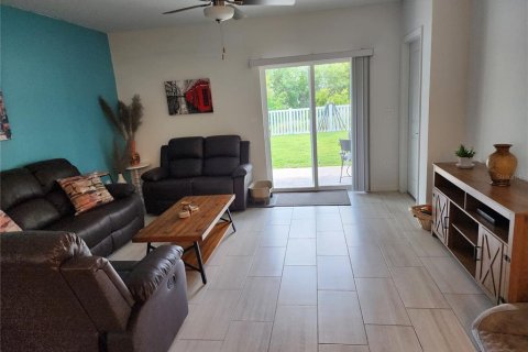 House in Riverview, Florida 5 bedrooms, 224.36 sq.m. № 1657846 - photo 18