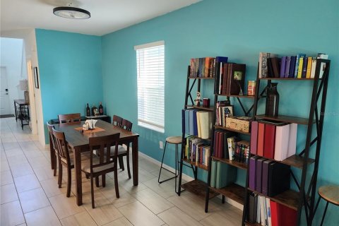 House in Riverview, Florida 5 bedrooms, 224.36 sq.m. № 1657846 - photo 15