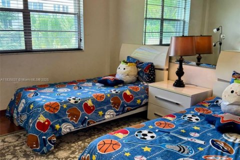 Condominio en alquiler en Sunny Isles Beach, Florida, 2 dormitorios, 90.12 m2 № 1817662 - foto 27