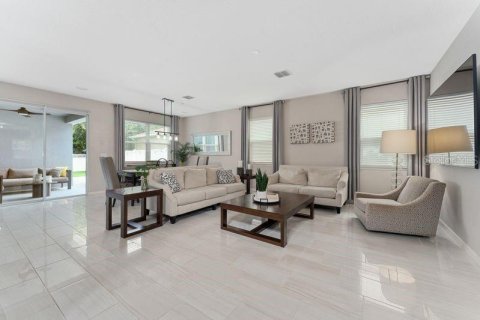 Villa ou maison à vendre à Winter Garden, Floride: 3 chambres, 227.8 m2 № 1913775 - photo 3