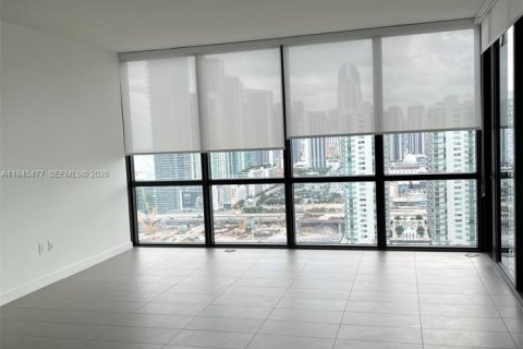 Copropriété à louer à Miami, Floride: 2 chambres, 98.01 m2 № 2061053 - photo 11