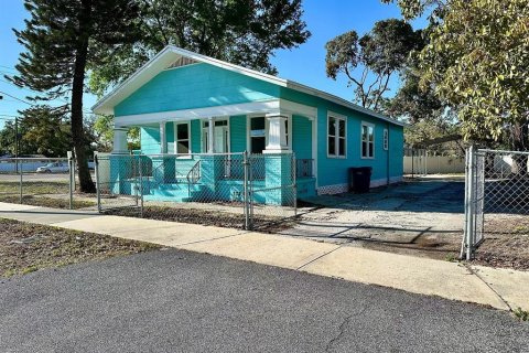 Casa en Tampa, Florida 3 dormitorios, 102.94 m2 № 2267077