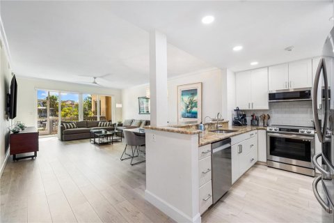 Copropriété à vendre à Sarasota, Floride: 3 chambres, 126.53 m2 № 1881214 - photo 4
