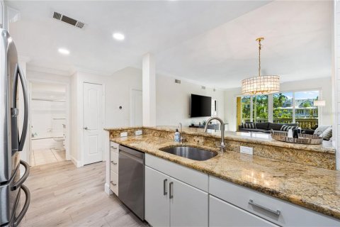 Copropriété à vendre à Sarasota, Floride: 3 chambres, 126.53 m2 № 1881214 - photo 8